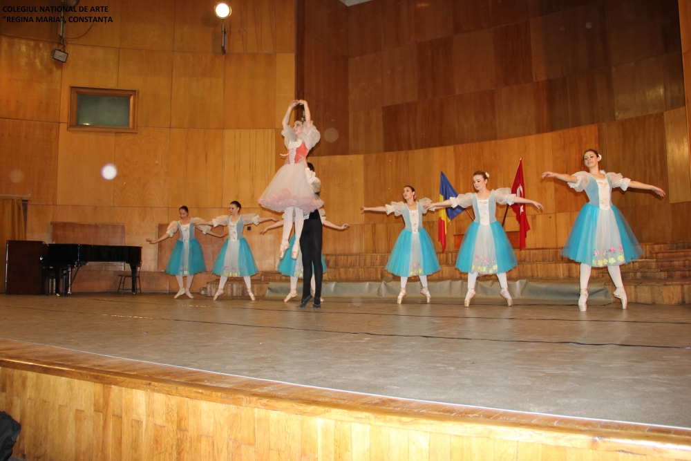 15 elevi constănțeni calificați la Naționala de coregrafie - 15elevi-1393340421.jpg