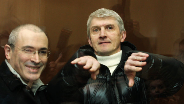 Justiția rusă îl eliberează pe asociatul lui Hodorkovski, Platon Lebedev - 160302497-1390471562.jpg