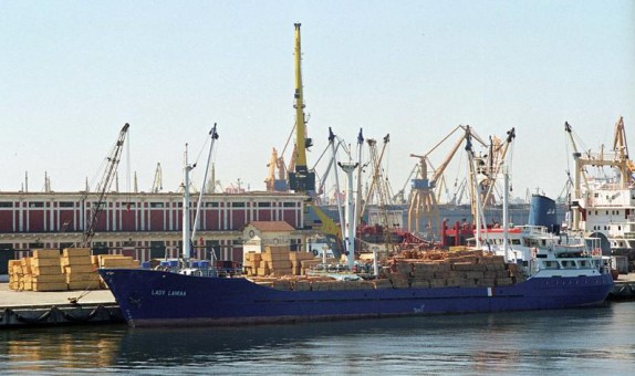 Porturile Constanța, Mangalia și Midia: 33 de nave sub operațiuni de încărcare - descărcare - 162141portulconstanta-1344323189.jpg