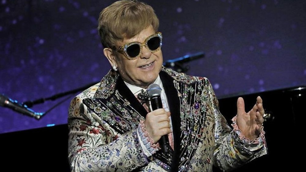 Elton John lansează un nou album - 16244799111239-1630583352.jpg