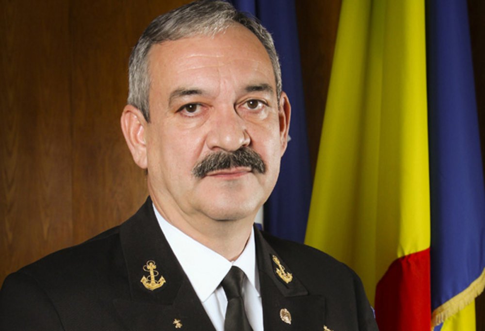 Șeful Statului Major al Forțelor Navale, viceamiral Alexandru Mîrșu, trecut în rezervă - 16iuniemirsurezerva1-1592290492.jpg