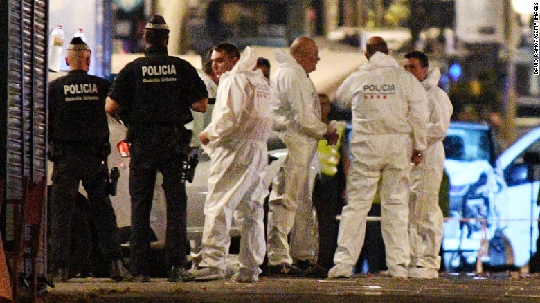 Teroriștii din Barcelona voiau să arunce în aer Sagrada Familia. Planul, dat peste cap de o explozie accidentală - 17081715550322spaincrash0817exla-1503144706.jpg