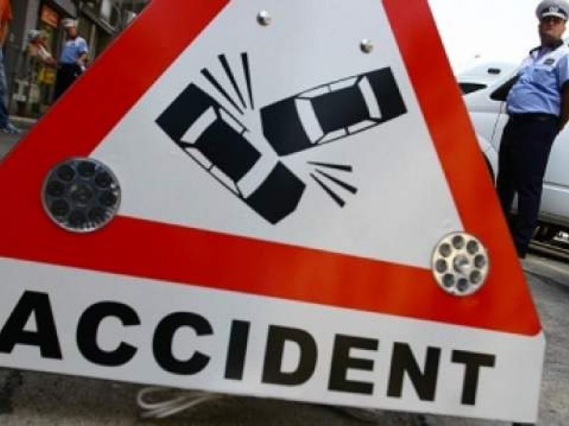 Accidente rutiere în Constanța! TREI VICTIME - 17ianuarieaccidentcentruconstant-1392648576.jpg