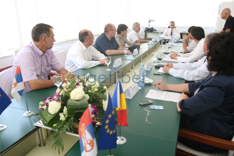 S-a decis construcția oleoductului Constanța - Pitești - Pancevo - 1df9c0d719c7928c277ca723541ede7a.jpg