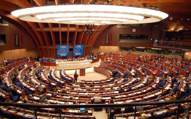 Mandatul României la Consiliul European va fi prezentat luni - 20060131coe-1368703312.jpg