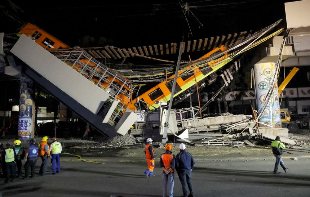 VIDEO. Pod prăbuşit pe o linie de metrou în Mexic: 20 morţi şi 49 de persoane spitalizate - 20210504t073427z913752293rc2v8n9-1620116269.jpg