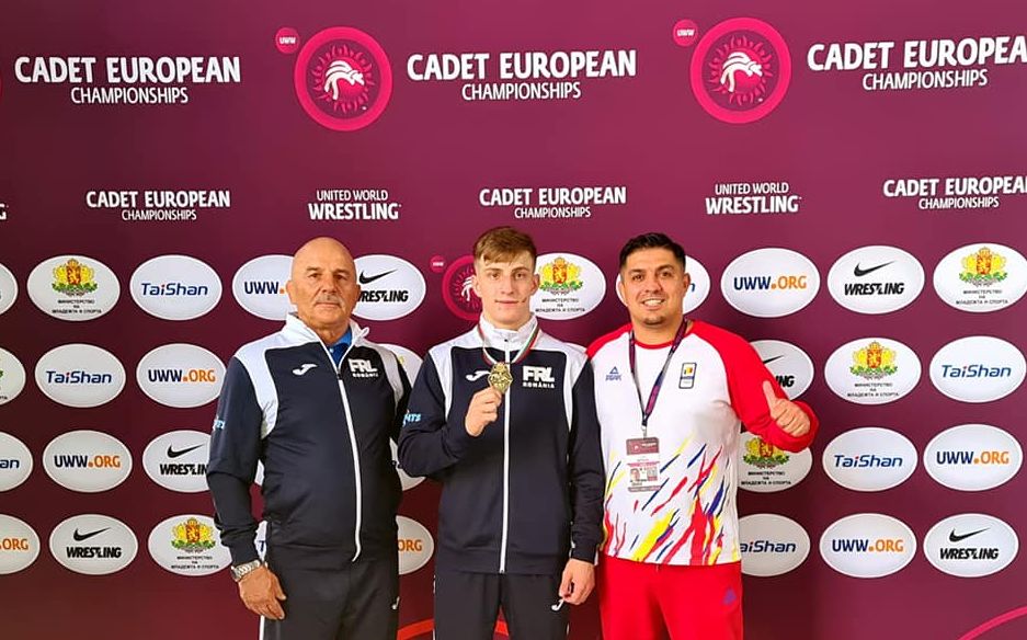 Lupte / Iosif Alexandru Ionescu a cucerit bronzul la Campionatele Europene din Bulgaria - 20223212868005452966382808568039-1624176017.jpg