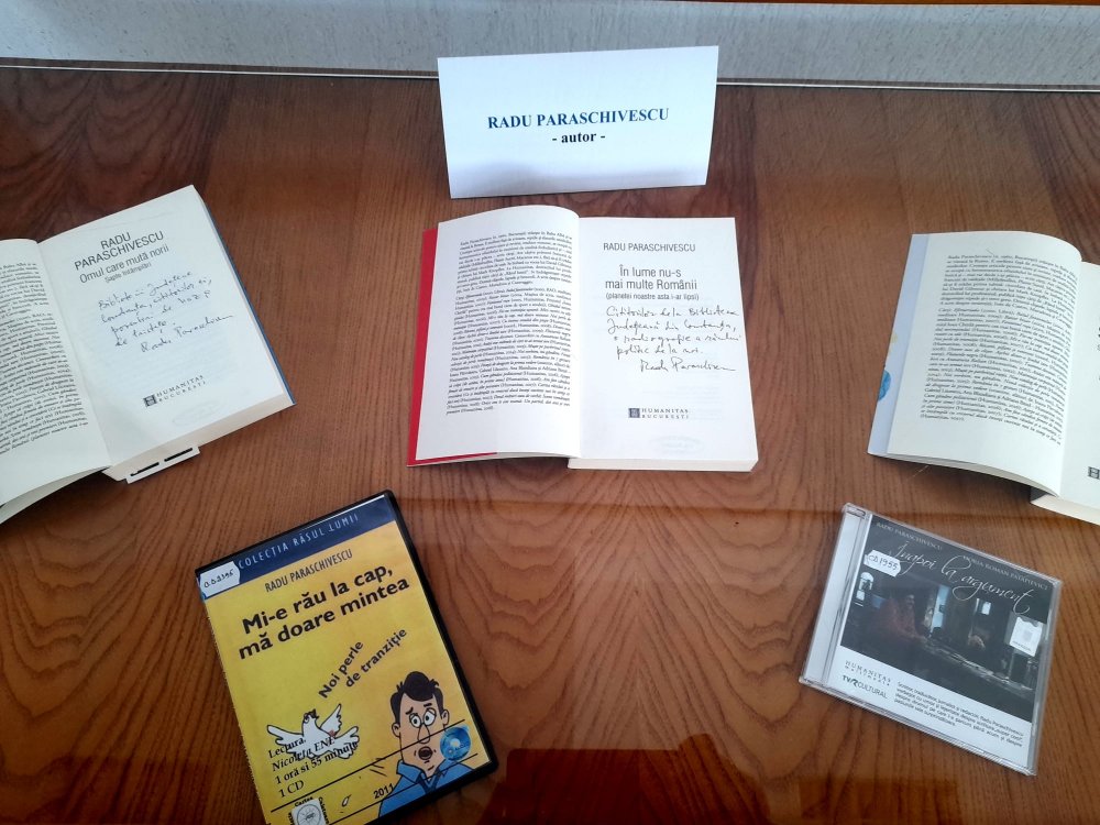 Expoziție de carte și presă în holul Bibliotecii Județene - 22082409647196104714002825041953-1626777809.jpg