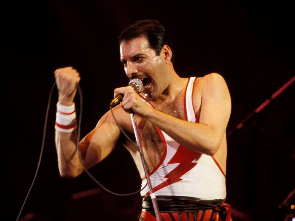 30 de ani de la moartea lui Freddie Mercury - 23435178highresfreddiemercurythe-1637742376.jpg