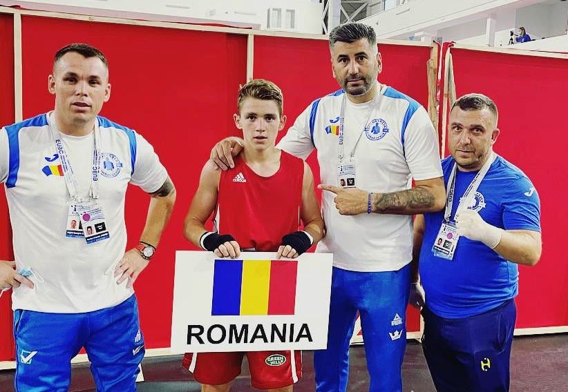 Box / Bogdan Trifu a adus prima medalie la CE de cadeţi Sarajevo 2021 - 23869169824420044992679322666347-1629115596.jpg