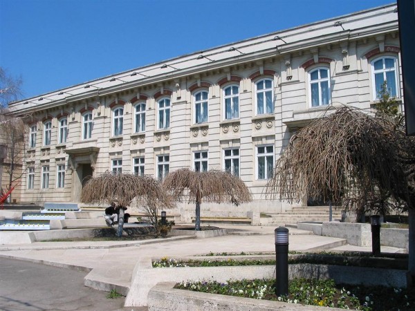 Muzeul de Artă Constanța și-a redeschis porțile - 23muzeuldearta-1428059112.jpg
