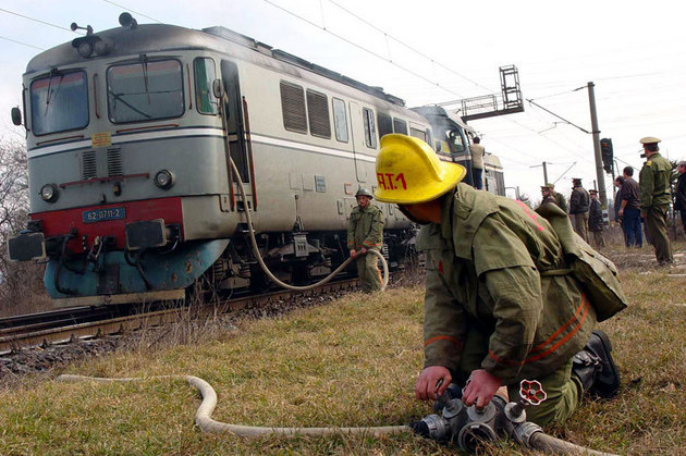 Hunedoara: Trenul rapid Viena-București Nord a luat foc în zona Orăștie - 241061mediafaxfotoremussuciu-1316678018.jpg