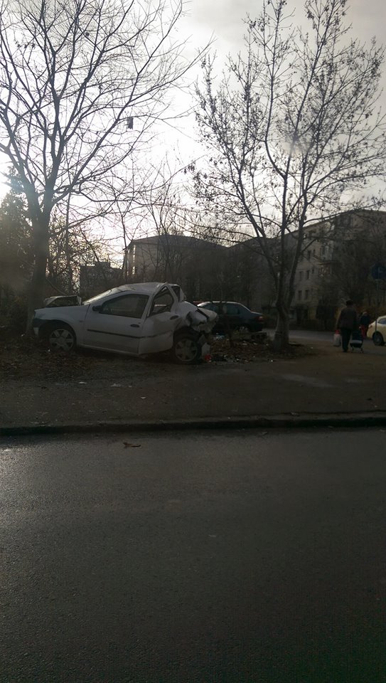 Accident rutier noaptea trecută în Constanța - 25395854150934426580795132917616-1513417261.jpg