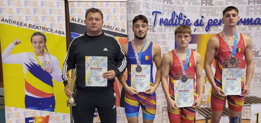 Luptătorii constănţeni, pe podium la Campionatele Naţionale de la Târgu Mureş - 25742499340385850129077588135707-1636980139.jpg