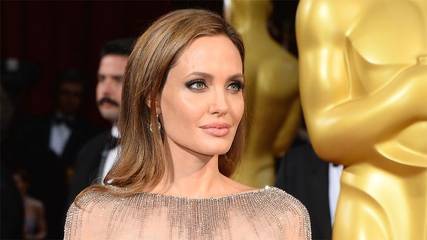 Angelina Jolie și-a extirpat ovarele: Nu voi mai putea avea copii... dar mă simt împăcată - 27434-1427191985.jpg
