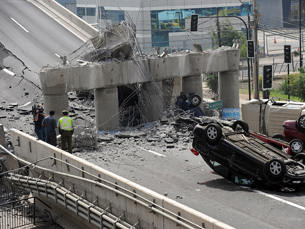 Sute de persoane și-au pierdut viața în cutremurul cu magnitudinea de 8,8 din Chile - 2d12d2c6ab5e4de20d554ba48cdfb8fa.jpg