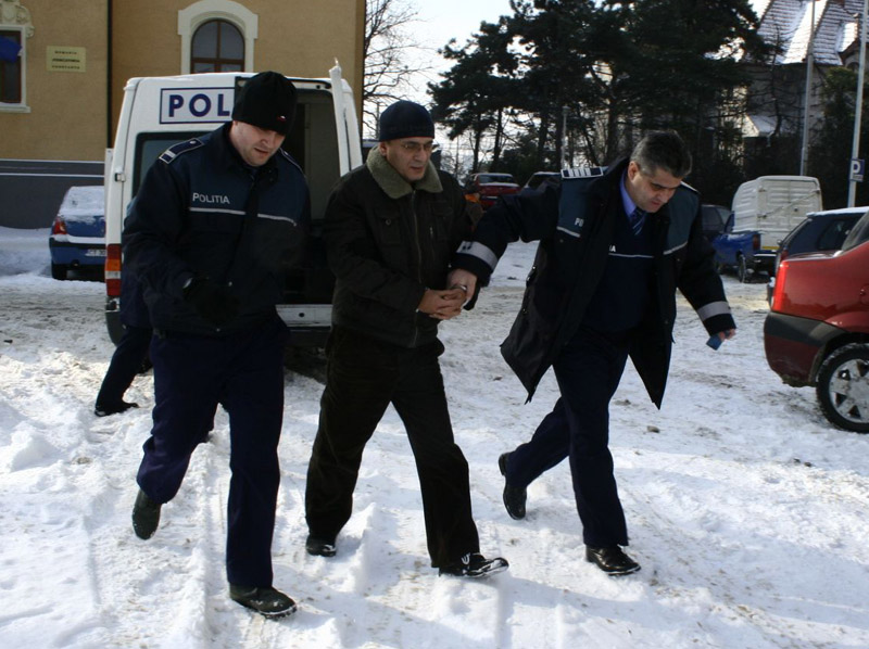Sergiu Băhăian, regizorul crimelor în serie, condamnat într-un nou dosar - 2eaf1cd20fb8d8b07e87bb64424f6e83-1426171327.jpg