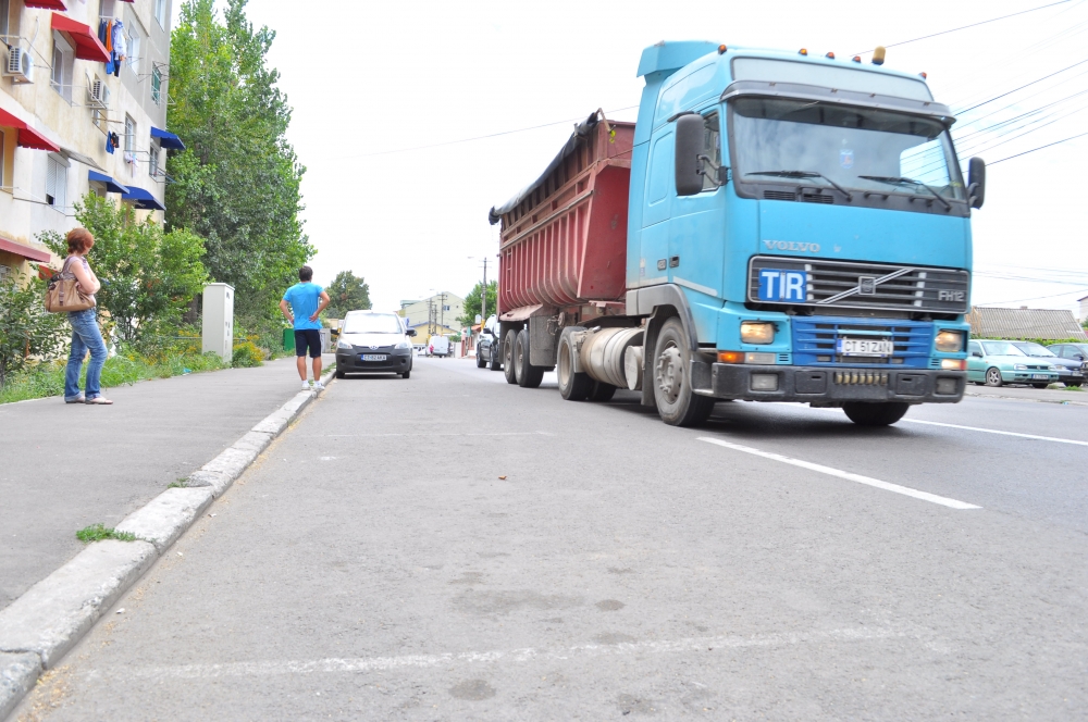 Restricții de tonaj pentru vehicule, pe șoselele din Constanța - 30iunierestrictiitonaj-1404144468.jpg
