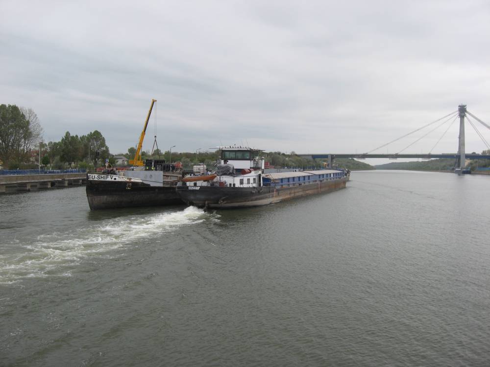 33 de ani de navigație pe Canalul Dunăre - Marea Neagră - 33deanidenavigatie-1495780700.jpg