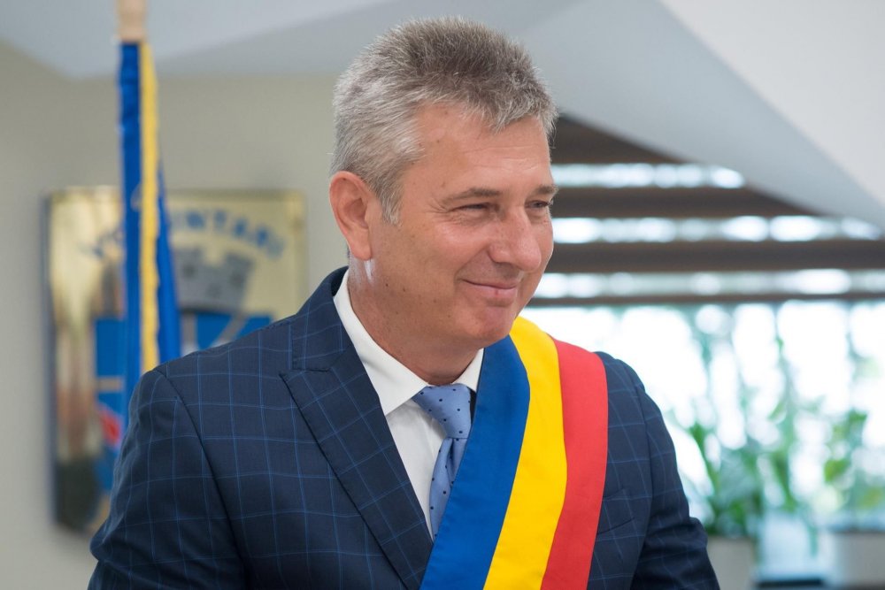 Florentin Pandele și-a anunțat candidatura la președinția României - 36177002189361272069129610967444-1559285769.jpg