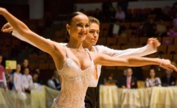 Dans sportiv / Paul Moldovan și Cristina Tătar, campioni mondiali pe ritm latino-american - 4-1348479046.jpg