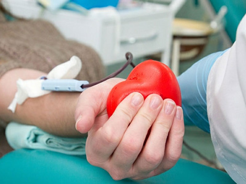 Ziua mondială a donatorului de sânge îi sărbătorește pe cei care salvează vieți - 4011-1497436390.jpg