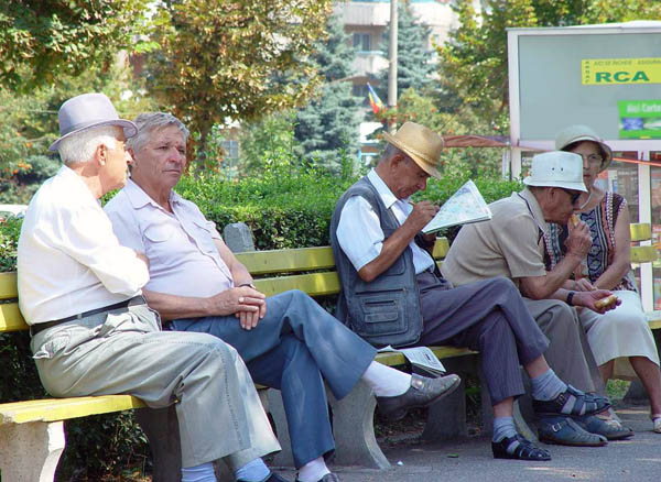 Câți pensionari are județul Constanța - 4243pensionari-1344864058.jpg