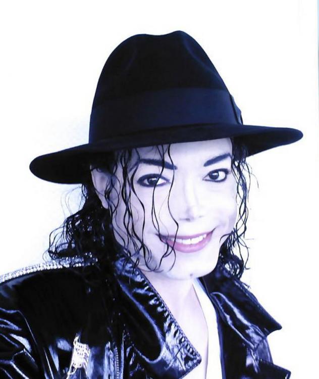 Sosia lui Michael Jackson vine la Constanța - 43022fb830ed8b05cb84bd25b040257c.jpg