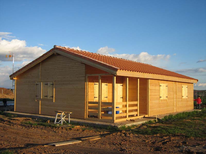 Prima casă… din lemn - 448a7e8a46946d59a16758d346844a06.jpg