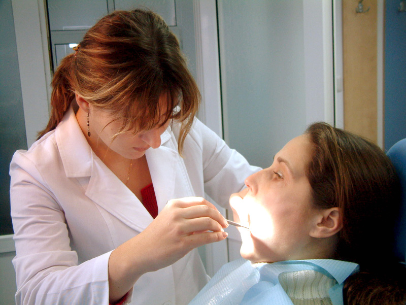 Igiena dentară deficitară favorizează apariția cancerului cavității bucale - 49ccb8660455dd276f290f07cd5dfafa.jpg