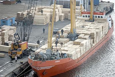 Porturile Constanța și Midia: 29 nave sunt la încărcare - descărcare - 506721037781-1348124997.jpg