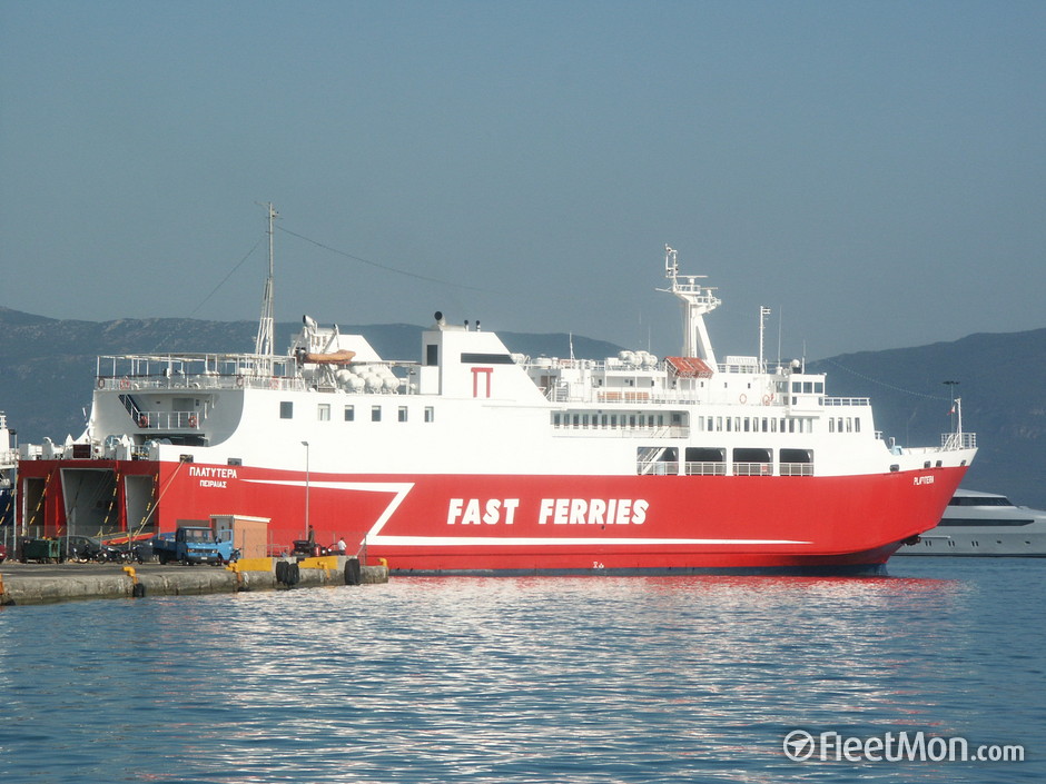 50 de pasageri de pe un ferry-boat au fost răniți - 50depasageridepeunferryboat-1497788992.jpg