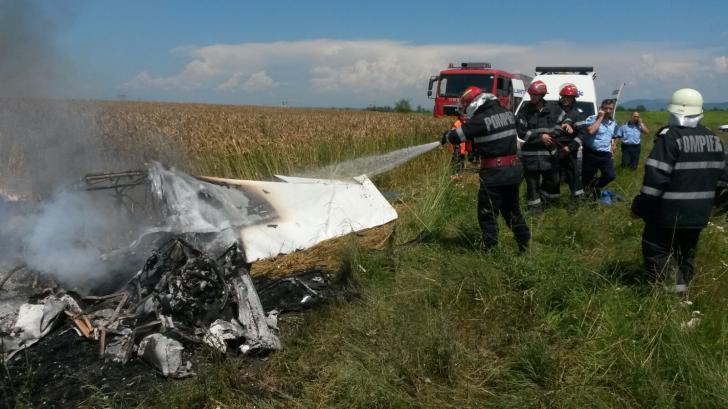 Tragedie aviatică / Elicopterul SMURD cu italianul rănit a ajuns la Târgu Mureș; bărbatul e în stare critică - 5777a0cb682ccf859400cefc-1467463136.jpg