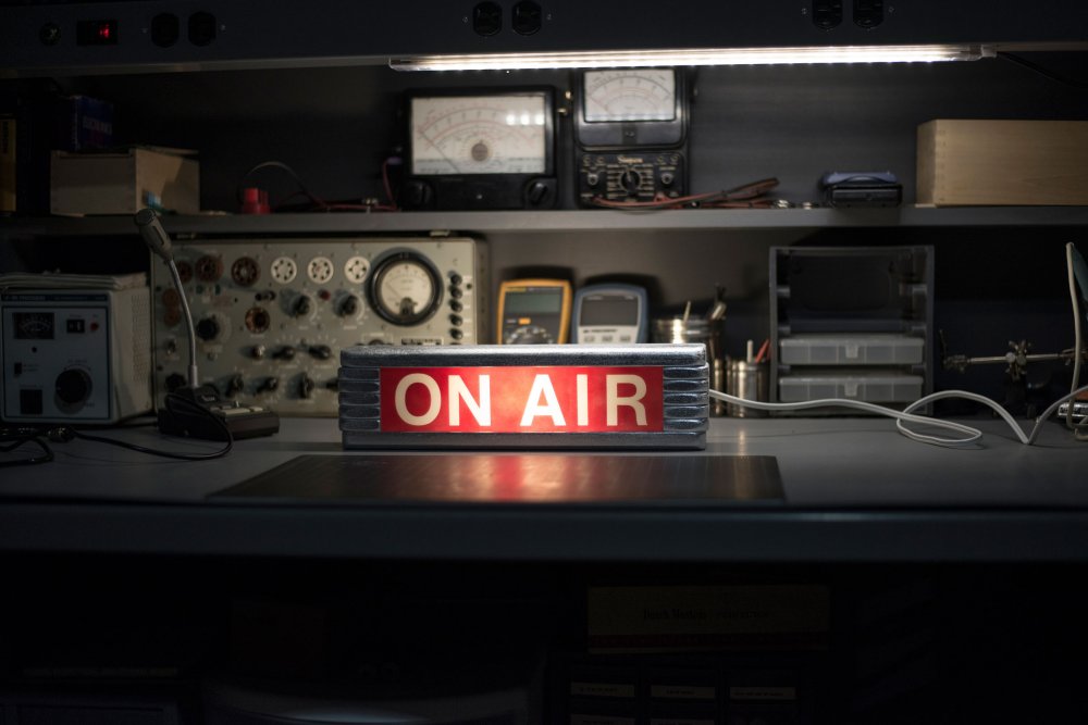 Radio Europa Liberă își va relua emisiunile pentru România, după o pauză de 10 ani. Vrea să contracareze informațiile false - 58368560onair-1531989799.jpg