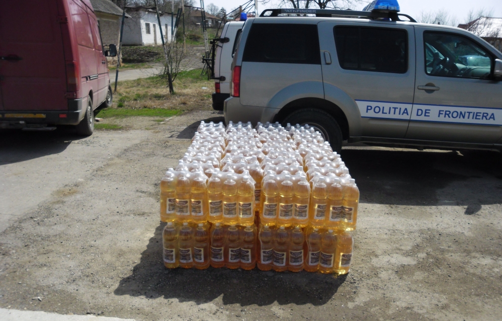 Garda de Coastă a confiscat aproape 1000 de litri de vin - 5aprilievinconfiscatgarda-1333624876.jpg