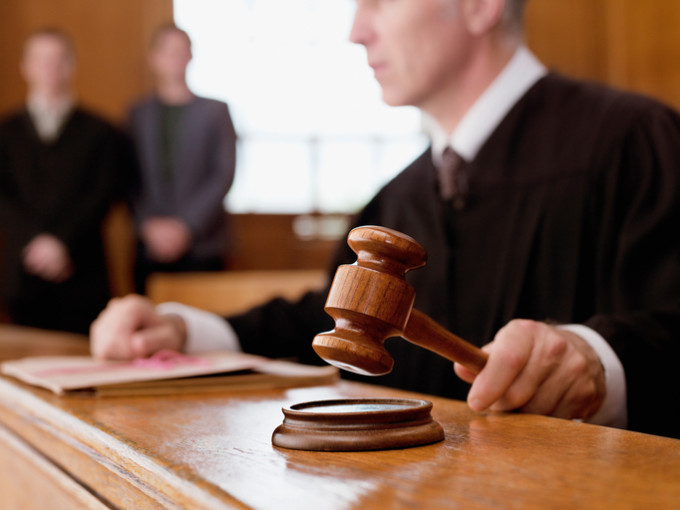 Procesele judecate de completurile de 5 judecători de la Înalta Curte au fost suspendate - 61921454-1547470623.jpg