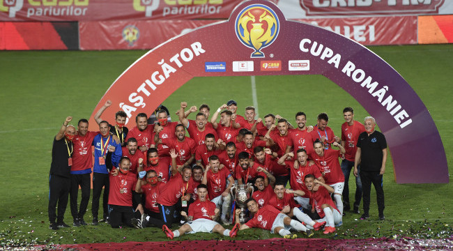 FCSB a câștigat Cupa României. A învins-o cu 1-0 pe Sepsi Sfântu Gheorghe - 62138408-1595449332.jpg