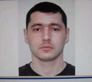 Mihai Milea, asasinul bătrânului homosexual, a fost prins în Anglia - 629a3f6a067e5759698767345398ace6.jpg