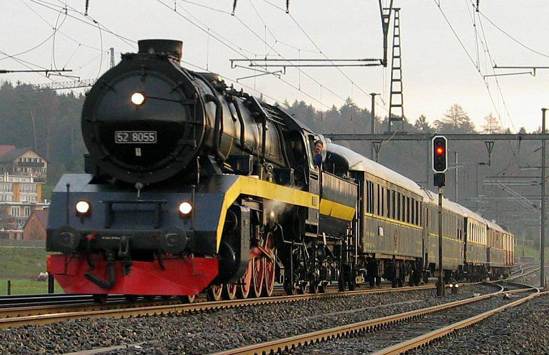 Pentru cei care vor să vadă Orient Express-ul. Luni sosește în București - 63502938-1346413251.jpg