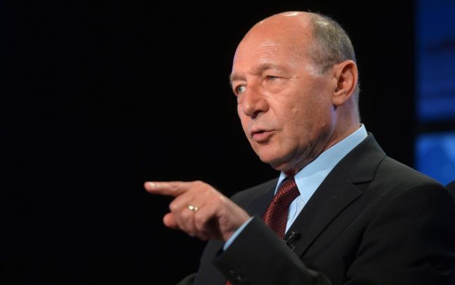 Traian Băsescu a răbufnit pe Facebook: 