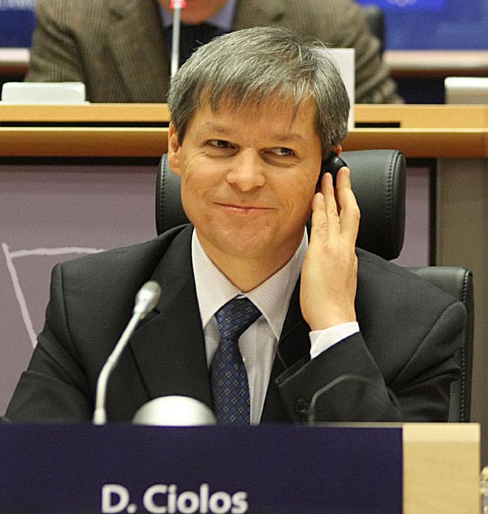 Comisarul european Dacian Cioloș recuperează 346,5 milioane euro de la 20 de state comunitare - 7772f6472fcc6bb5b7322d34409fab3a.jpg