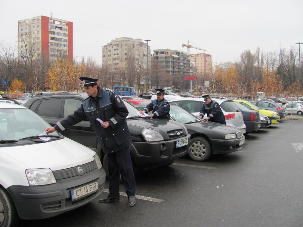 Polițiștii constănțeni vor să prevină furturile din autoturisme - 7decembrieprevenireafurturiauto-1323261156.jpg