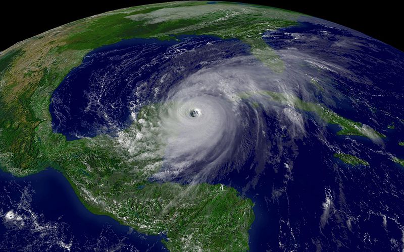 Uraganul Patricia, cel mai mare din istorie, a atins coastele Mexicului - 800pxhurricanewilma2005102120150-1445667107.jpg