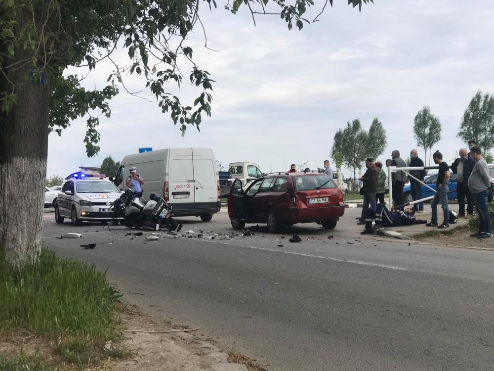 Polițist ranit în accident, la Constanța - 80667bd36bd84fd789dc080ad4fe66ff-1588407558.jpg