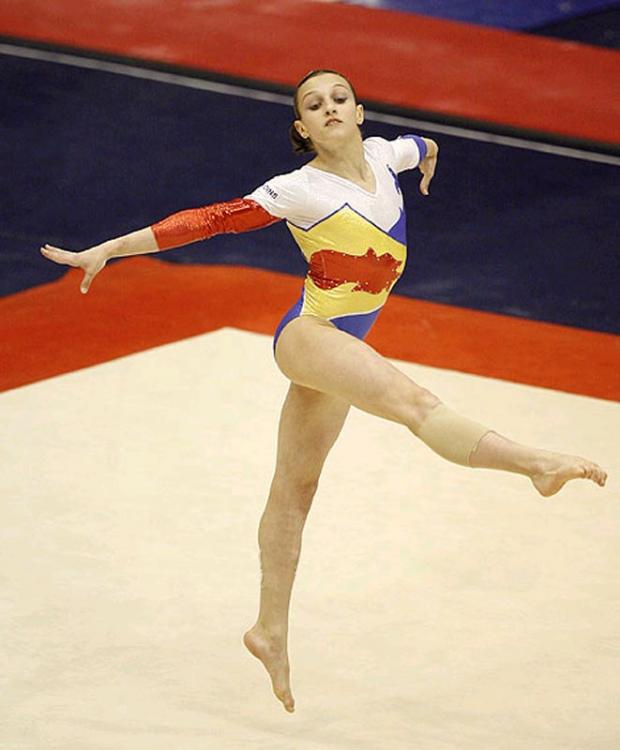 Ana Porgras, calificată în patru finale la Mondialele de gimnastică - 8c1e5ecd0bae59435dd12f7664ed19af.jpg