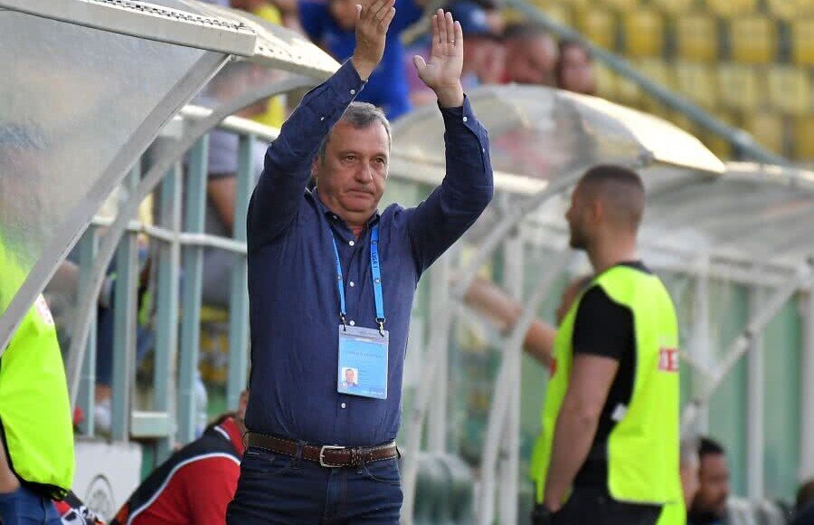 Antrenorul Mircea Rednic și-a reziliat contractul cu Dinamo - 996432mircearednic-1559562482.jpg