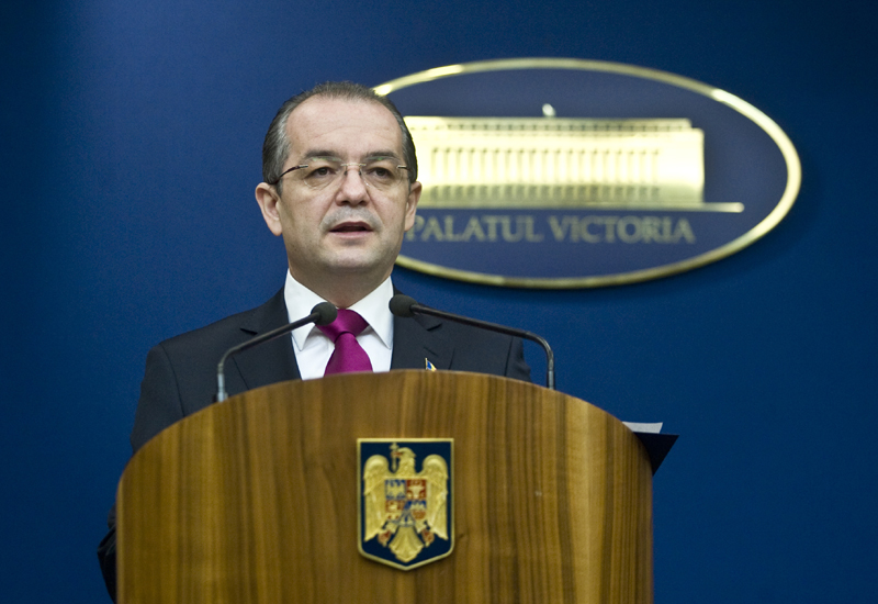Emil Boc este noul premier desemnat de Traian Băsescu - a328b64fb251b3891b369070736a2b21.jpg