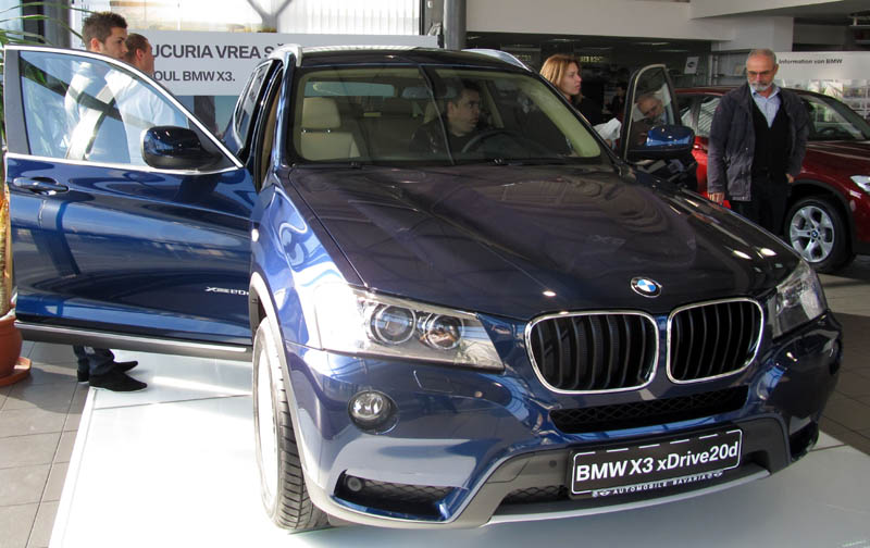 Noul BMW X3, lansat de Bavaria Motors la Constanța - aabf45dfe055989743fbec9020c799ed.jpg