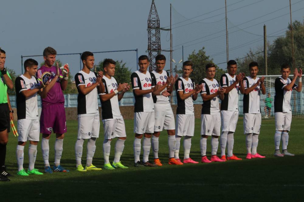 Fotbal: FC Viitorul U19 debutează în Youth League. Iată când - academie-1443448822.jpg