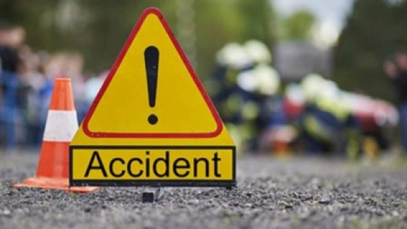 Accident cumplit. Un șofer de 20 de ani a murit pe loc după ce a lovit o autilitară - accccc-1567285544.jpg